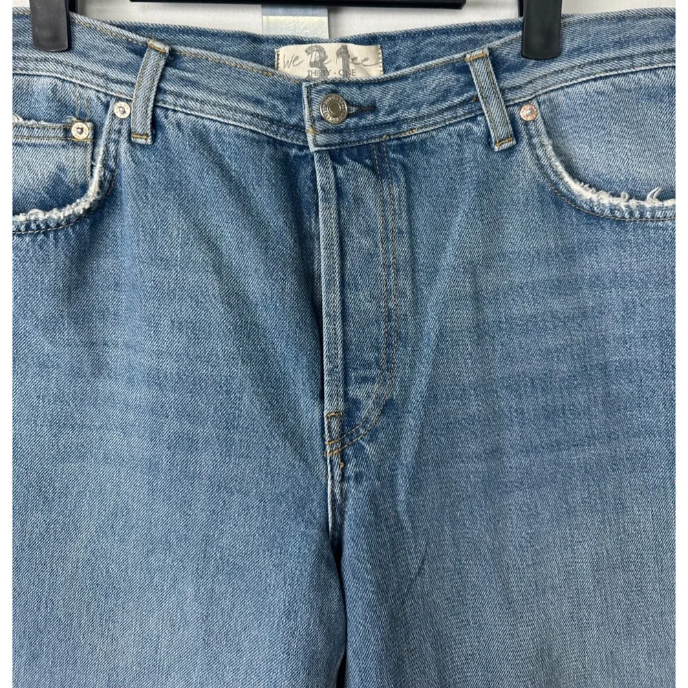 WE THE FREE BLUE JEANS SIZE 31 FREE PEOPLE BUTTON FLY RAW HEM HIGH RISE Boho A51 - Picture 3 of 8